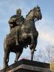Великий прадед на коне стоит у замка в вечном сне. Смотреть фото Великий прадед на коне стоит у замка в вечном сне. Смотреть картинку Великий прадед на коне стоит у замка в вечном сне. Картинка про Великий прадед на коне стоит у замка в вечном сне. Фото Великий прадед на коне стоит у замка в вечном сне